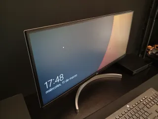 Monitor Ultrawide LG Negro