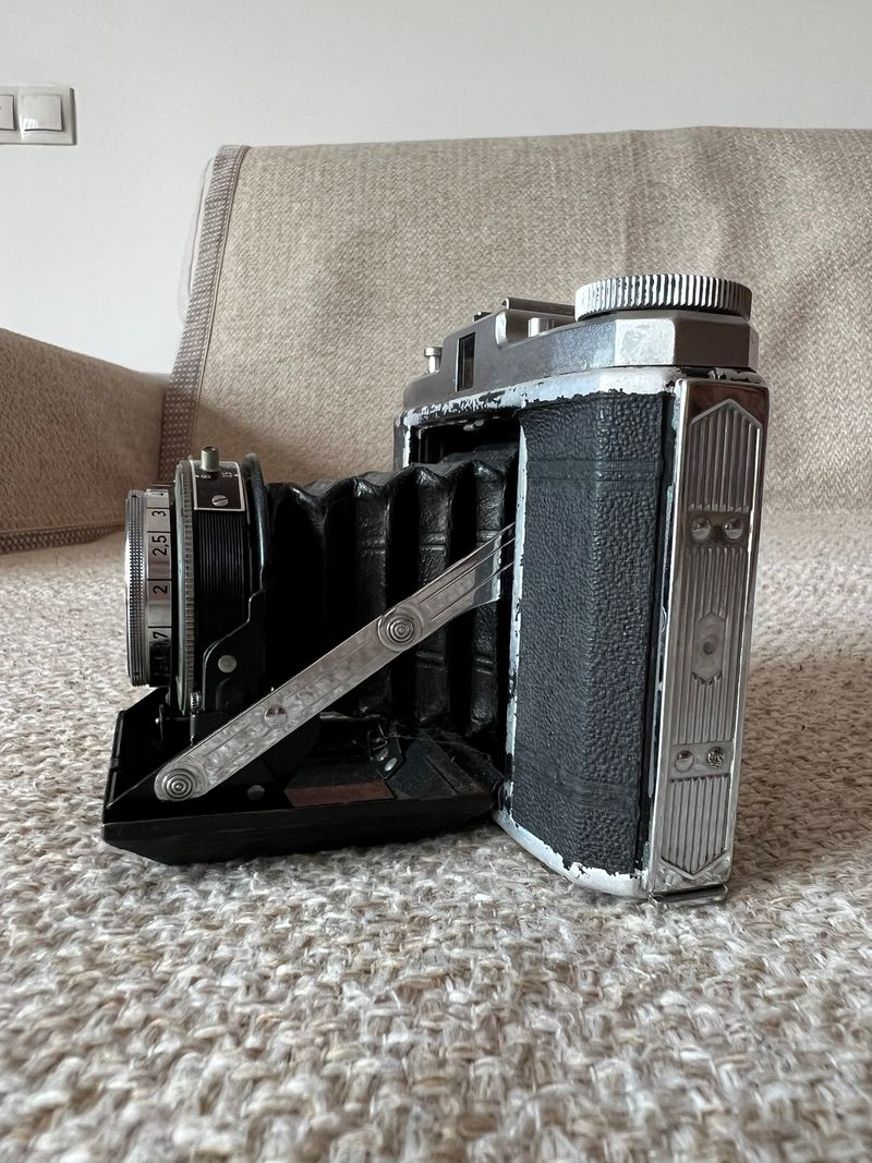 Cámara Zeiss Ikon Vintage Negra/Plateada afbeelding 3