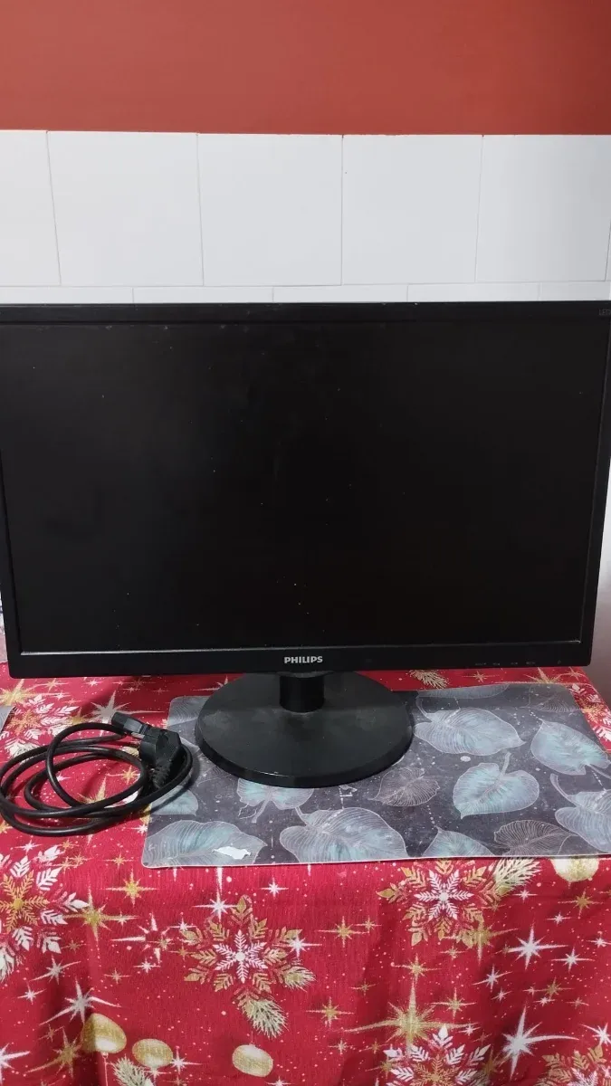 Monitor PC Philips LED Full HD - 22/24 pulgadas