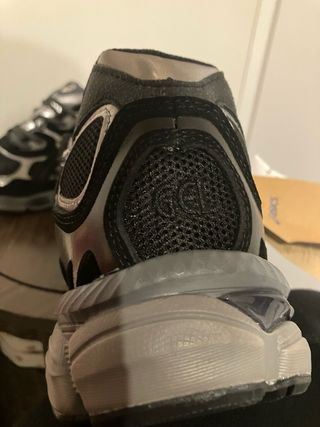 Zapatillas Asics, talla 45