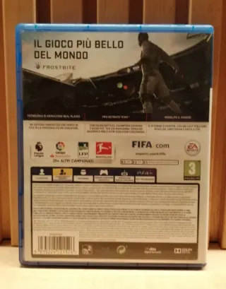 Console PS4 slim + Joypad + 3 Videogiochi