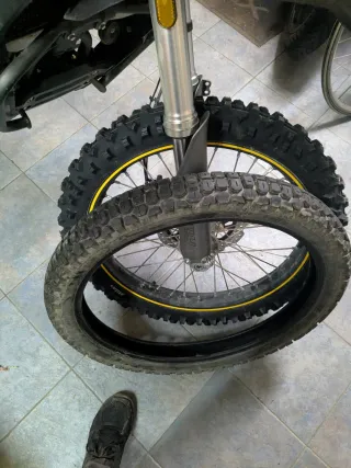 Juego Neumáticos Helios