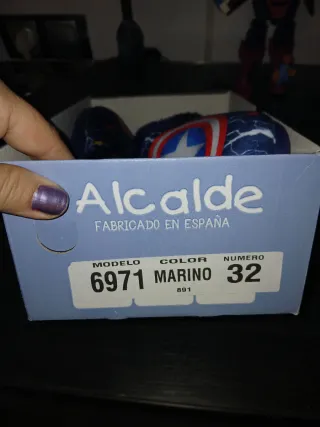 Zapatillas casa niño Capitán América 32