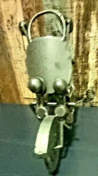 Moto Decoración Metal