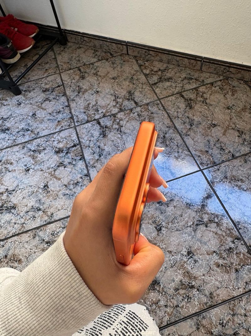 iPhone 17 Pro Max Naranja afbeelding 7