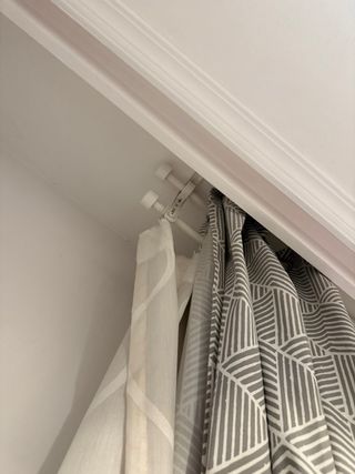 Cortinas y estores beige y gris