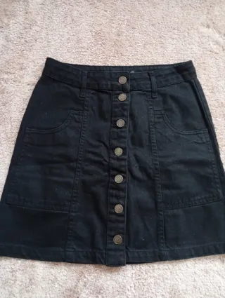 Minifalda negra vaquera Stradivarius mujer