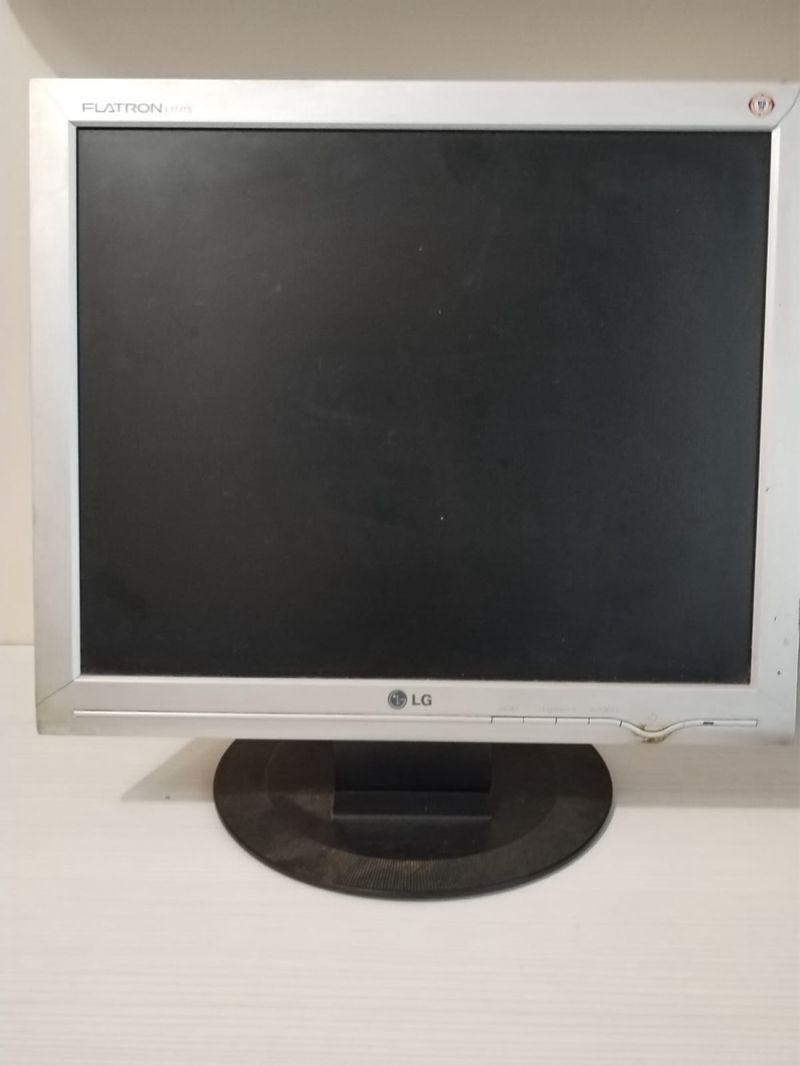Pantalla LG Flatron Plata/Negra