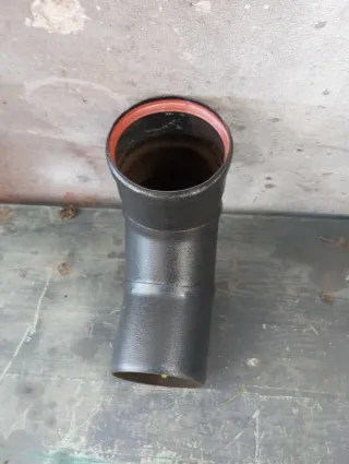 Codo para estufa de pellets 80mm dos un a 15 € cad