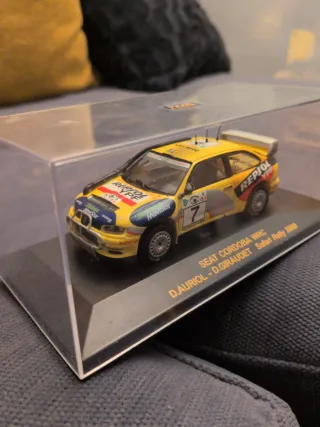 Coche colección rally miniatura SEAT Cordoba WRC