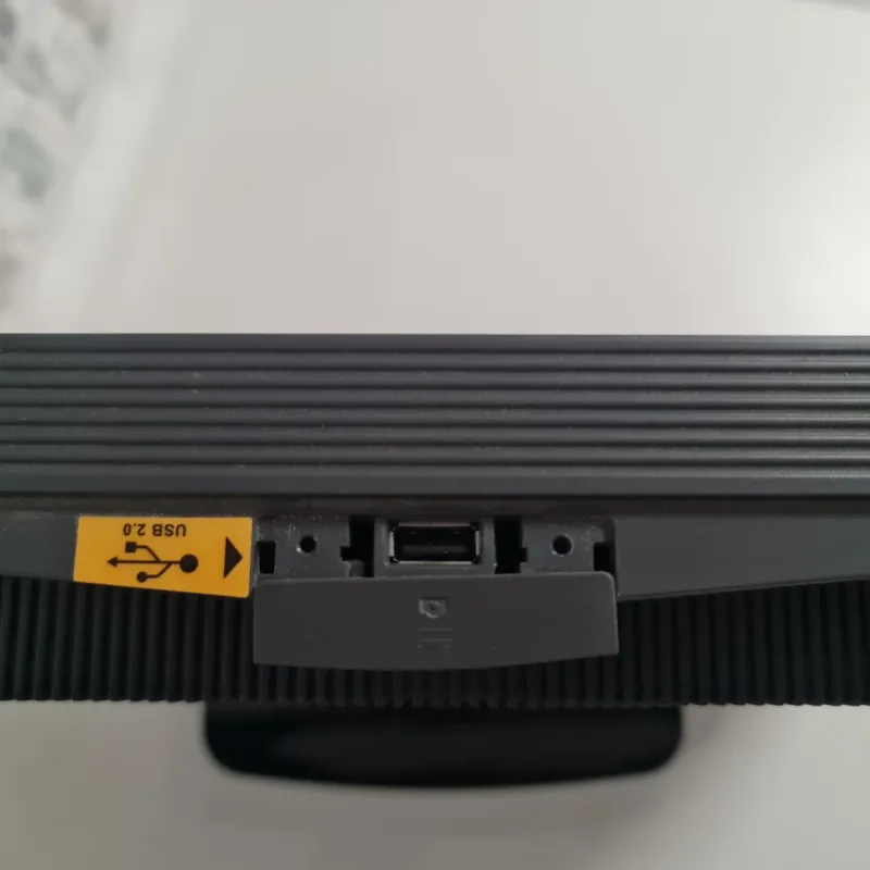 Monitor AOC con altavoces integrados afbeelding 6