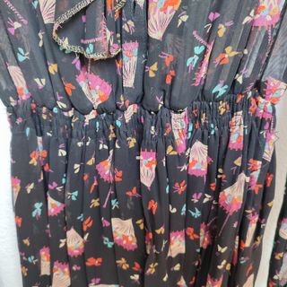 Vestido vintage elegante estampado