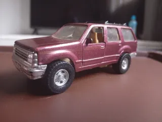 Coches escala Maisto