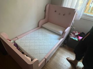 Cama infantil evolutiva rosa