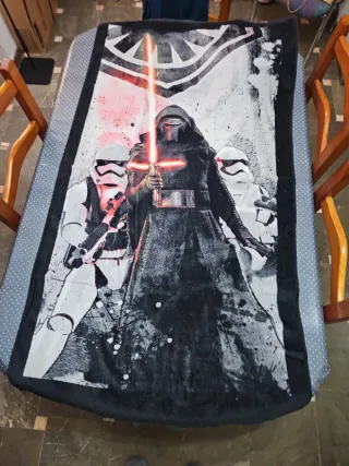 Toalla Star Wars Kylo Ren. 100% algodón