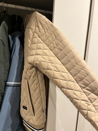 Chaqueta bomber acolchada beige hombre Volvo