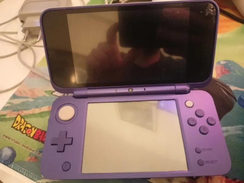 Nintendo New 2DS XL Para Reparar carcasa impoluta