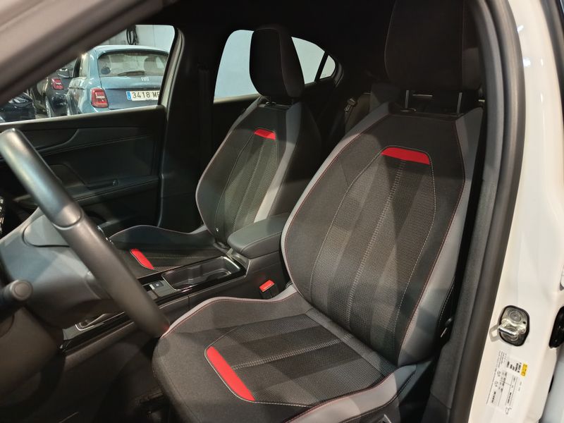 Opel Mokka 2023, foto 10