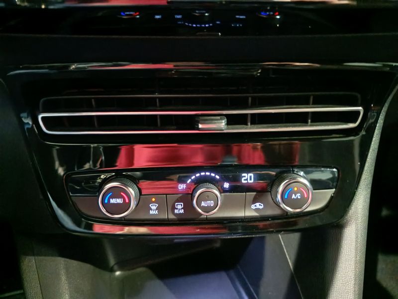 Opel Mokka 2023, foto 17