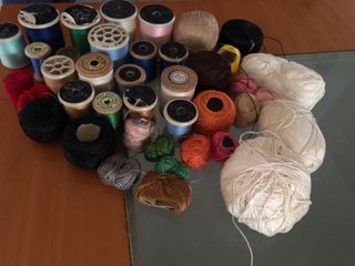 Lote 40 Bobinas Hilo Variado