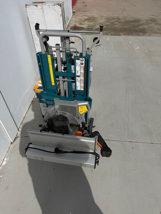 Carro Makita para ingletadora