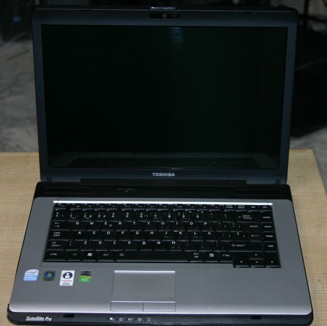 Portátil Toshiba Satellite Pro A200 Windows Xp