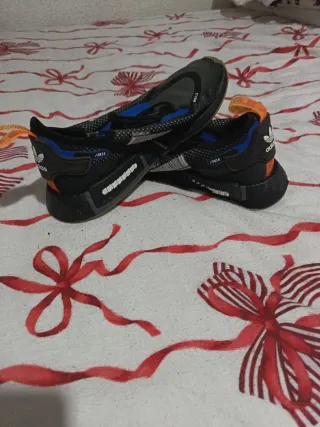 Zapatillas Adidas NMD ATR FL8W Negras y Azules