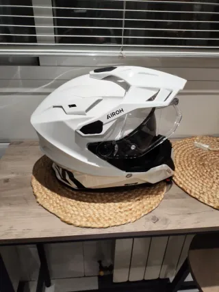 Casco Moto Airoh Comander 2 Blanco (sin intercom)