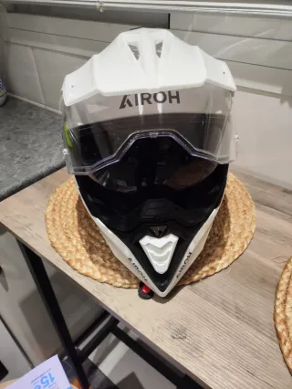 Casco Moto Airoh Comander 2 Blanco (sin intercom)