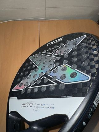 Pala NOX AT10 Genius 12K Agustín Tapia 2024