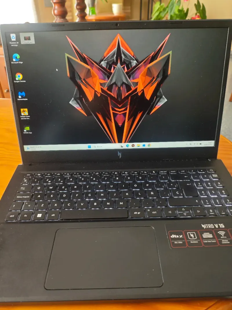 Portátil Gaming Acer Nitro V 15