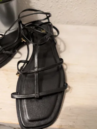 Sandalias Zara Planas Negras talla 40