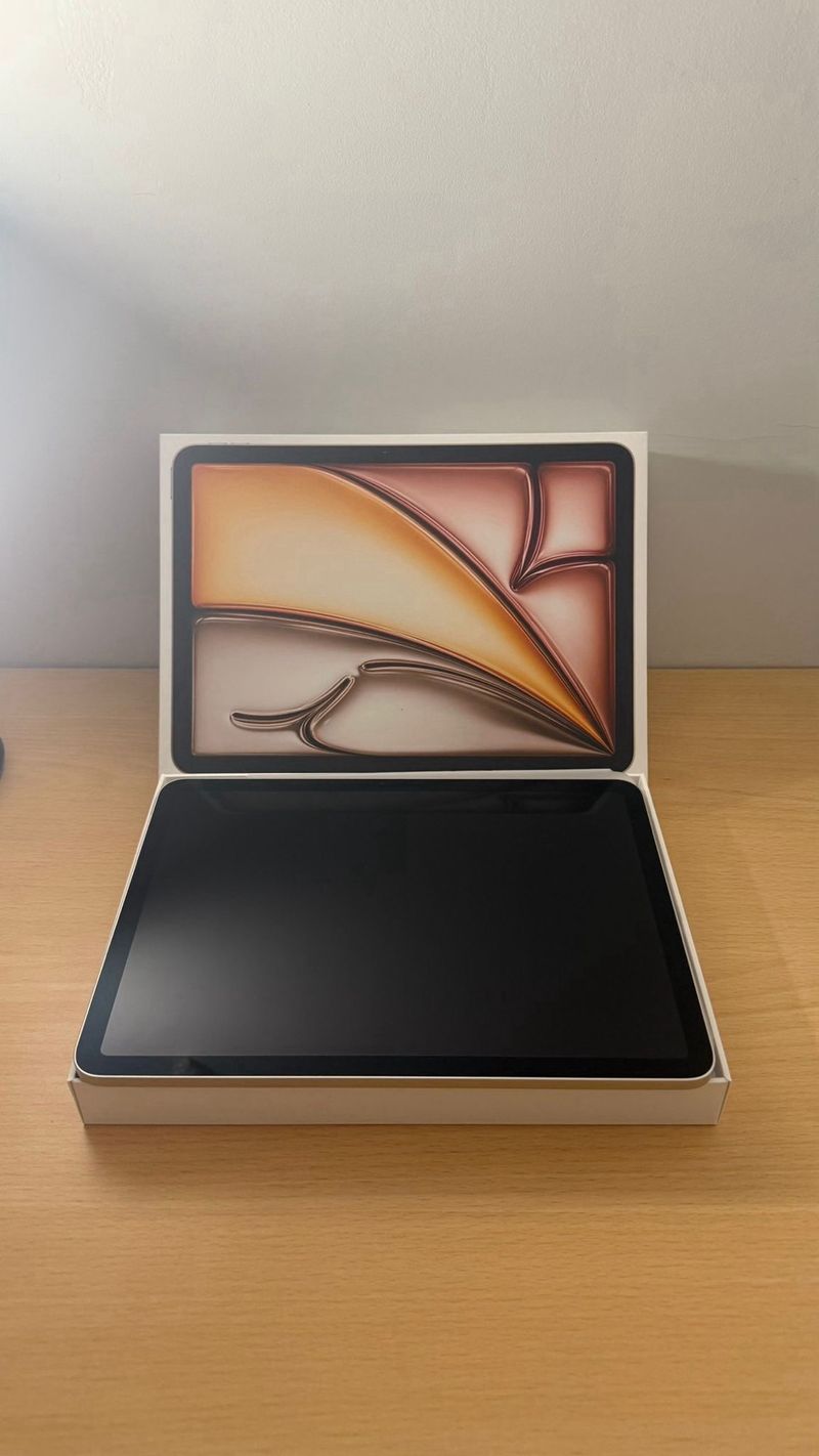Apple iPad Air M2 11 Dorado afbeelding 3