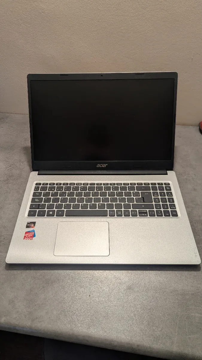 Acer Aspire 3 A315-23 Portátil