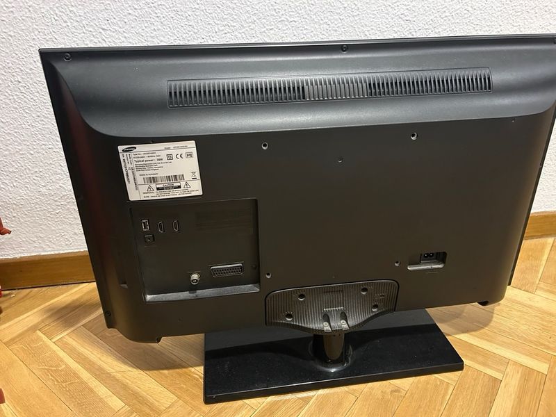 TV Samsung LED 32 HD UE32EH4003 afbeelding 4
