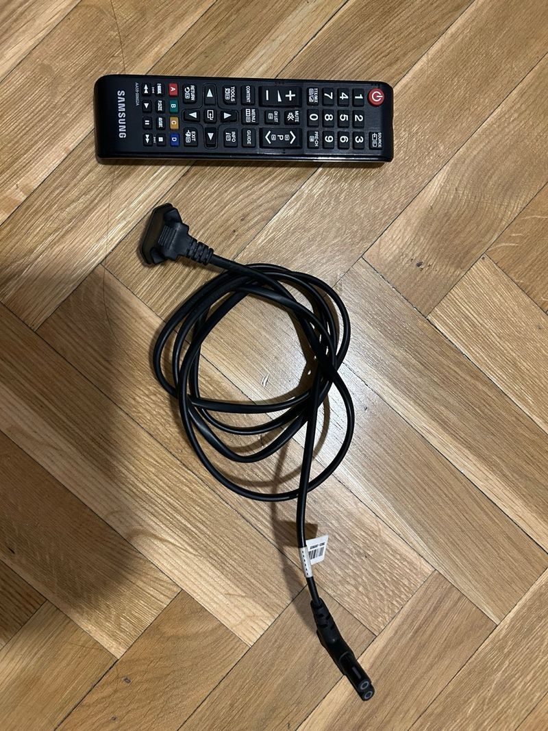 TV Samsung LED 32 HD UE32EH4003 afbeelding 6