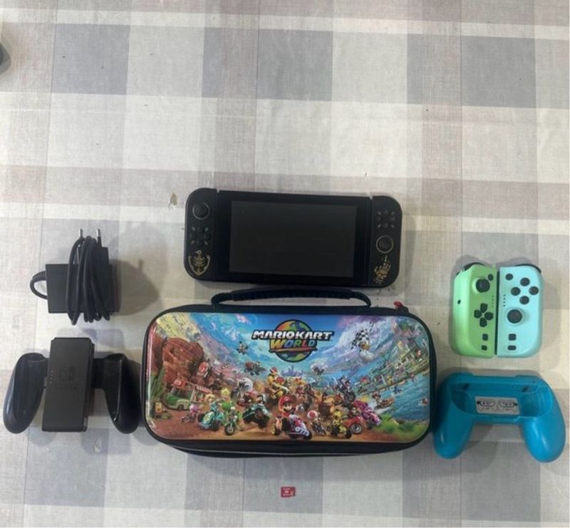 Nintendo Switch Mario Kart Bundle