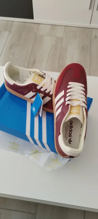 Adidas Samba Rojas