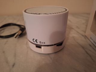 Mini altavoz Icarus