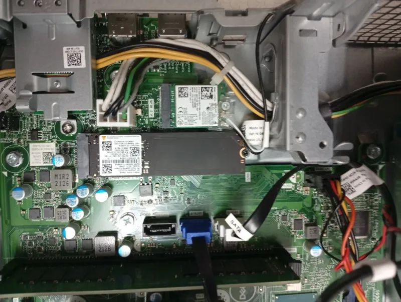 Dell Vostro 3681 I3-10100 SFF 16GB RAM afbeelding 3