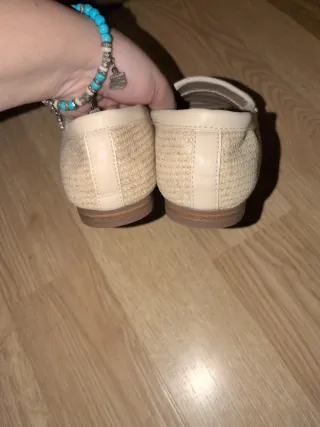 Zapatos planos beige Primark