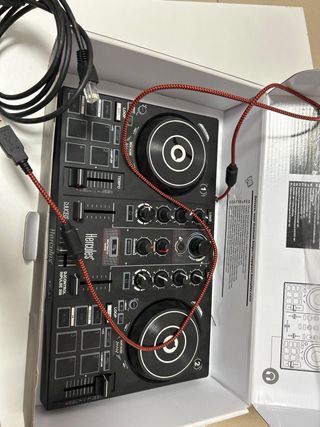 Controlador DJ Hercules DJControl Impulse 200