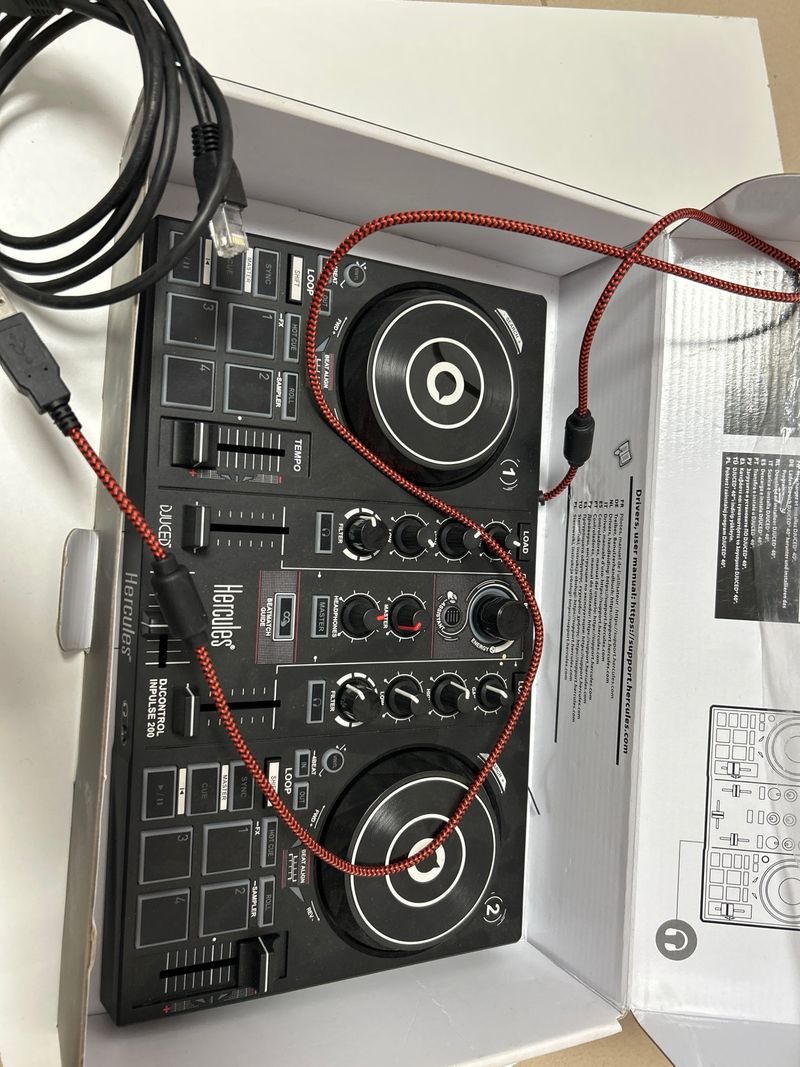 Controlador DJ Hercules DJControl Impulse 200 afbeelding 4