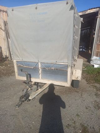 Remolque 2 ejes con freno de inercia