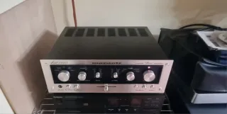 Amplificador Vintage Marantz 1040