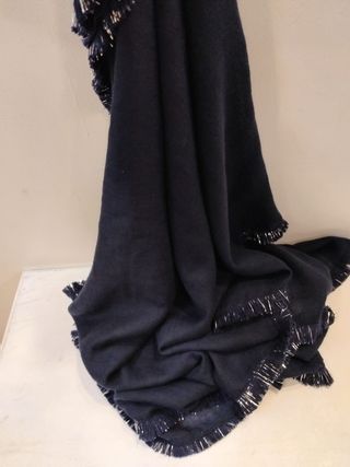 Pañuelo Morgan azul con etiqueta