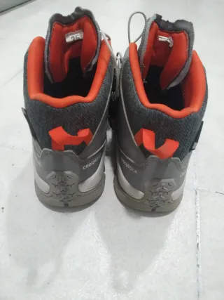 Botas Trekking Impermeables talla 35