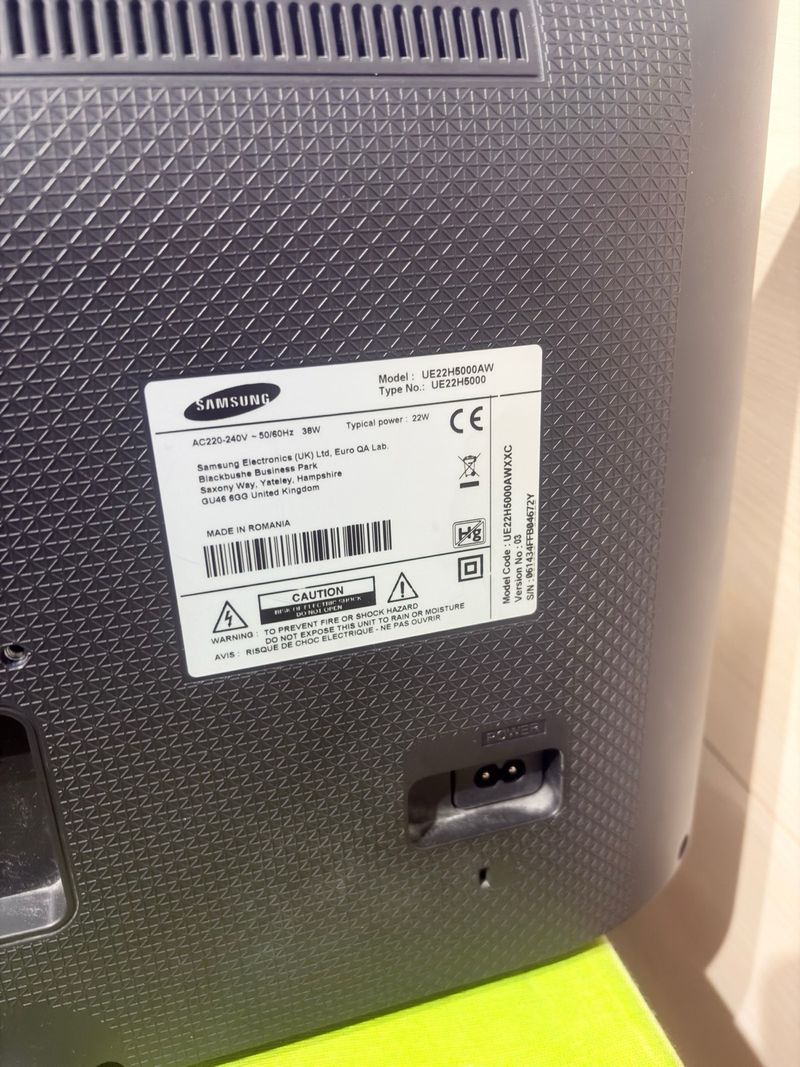 Televisión Samsung UE22H5000AW afbeelding 2