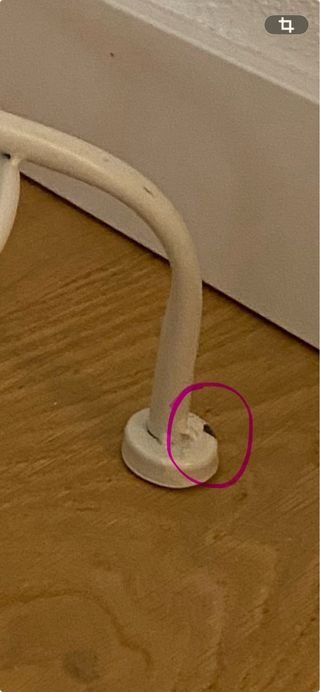 Perchero de pie blanco metal