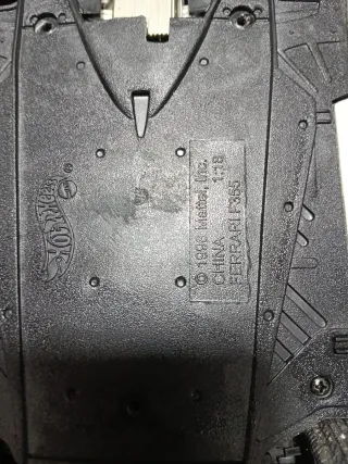 Hot Wheels Ferrari F355 1/18